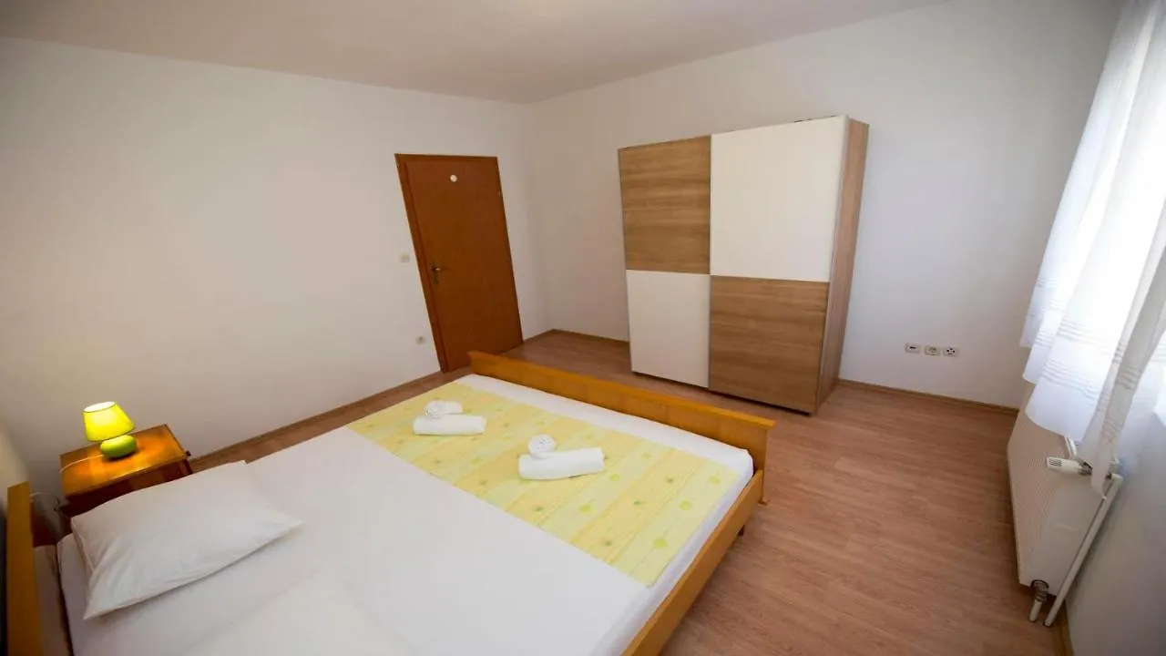 Apartments Meri Okrug Gornji Guest house